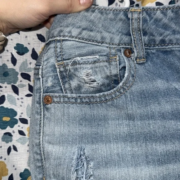 Tomgirl American Eagle Jeans - Picture 6 of 12